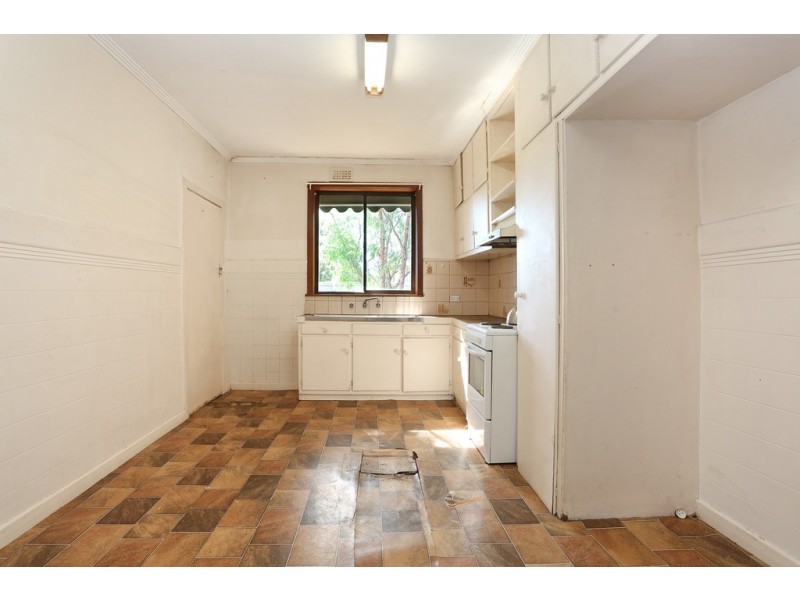 128 Melbourne Avenue, Glenroy VIC 3046