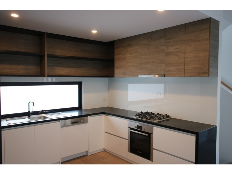 3/4 Grover Street, Pascoe Vale VIC 3044