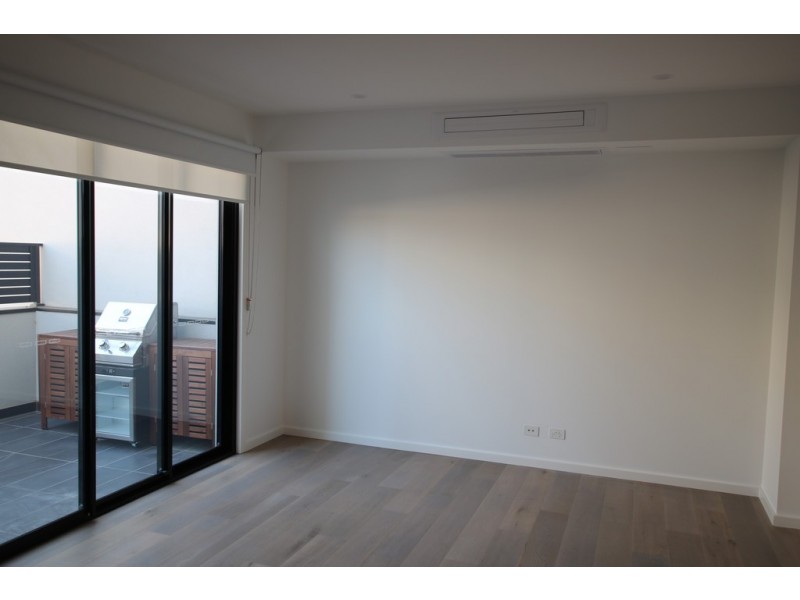 3/4 Grover Street, Pascoe Vale VIC 3044