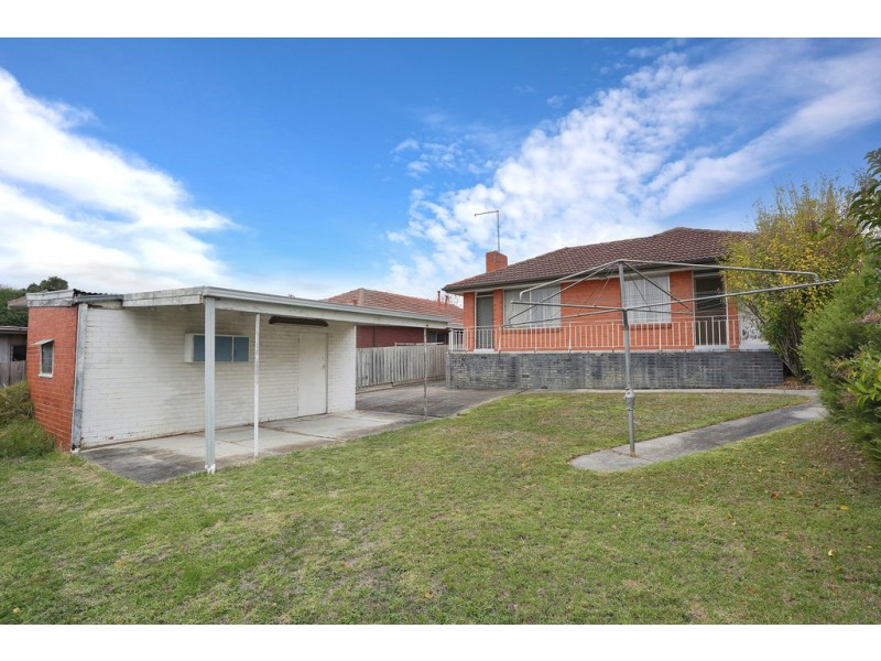 41 Lorraine Drive, Burwood East VIC 3151