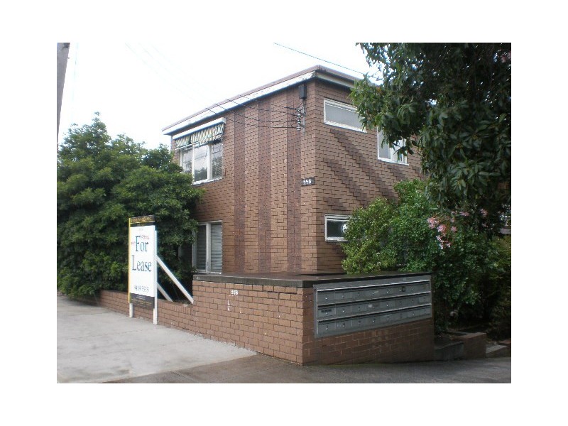 2/558 Moreland road, Brunswick West VIC 3055