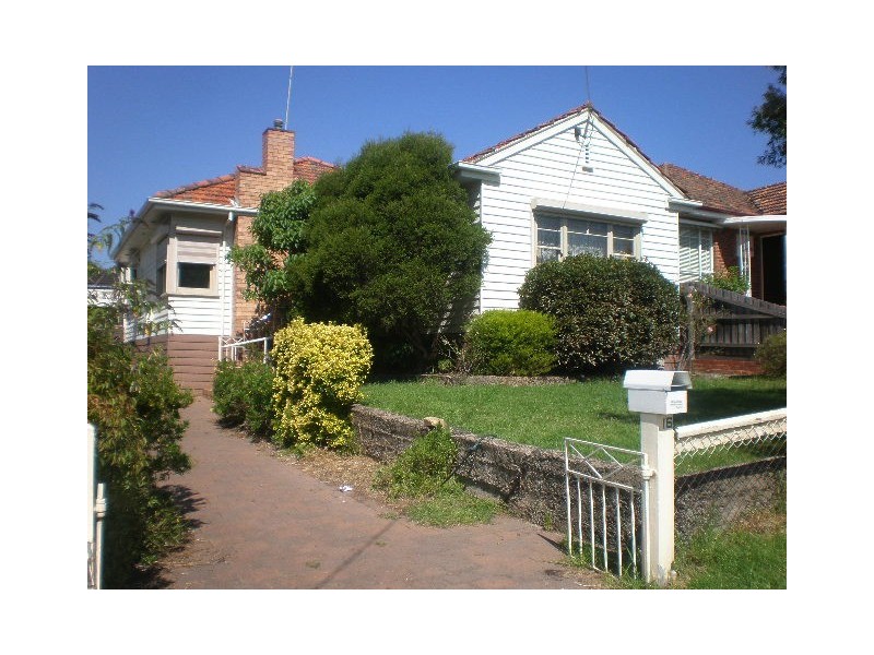16  Warren Street, Pascoe Vale South VIC 3044