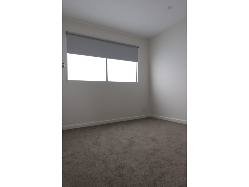 3/2 Barrys Lane, Coburg VIC 3058