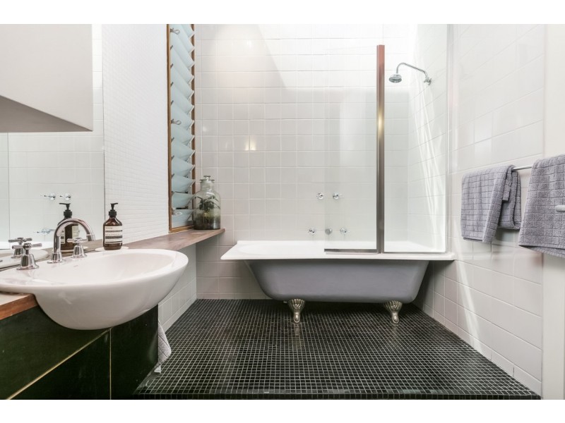8 Warwick Street, North Melbourne VIC 3051