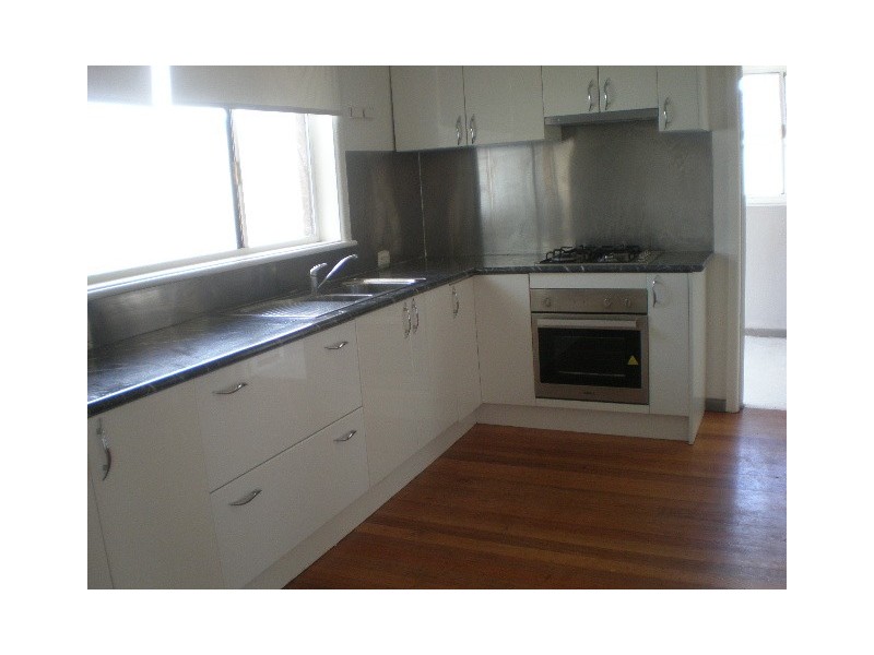 62 Outlook Drive, Glenroy VIC 3046