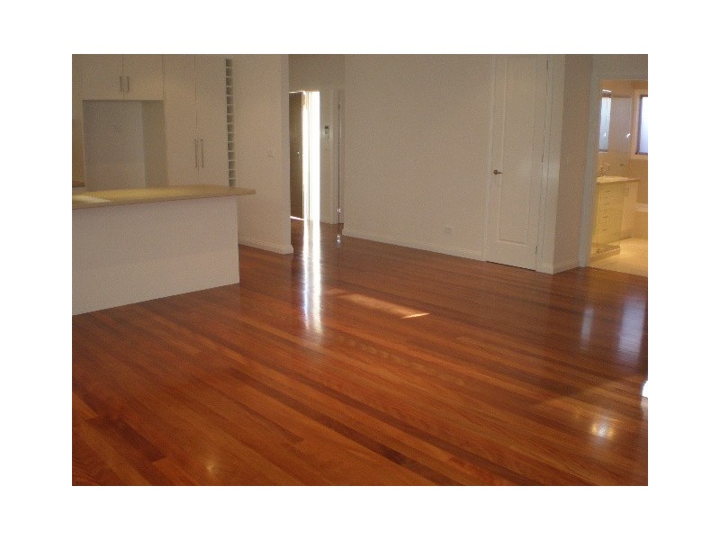 2/19 Tynan Street, Preston VIC 3072