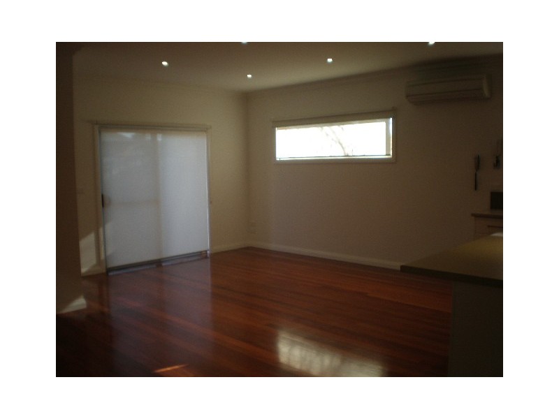 2/19 Tynan Street, Preston VIC 3072