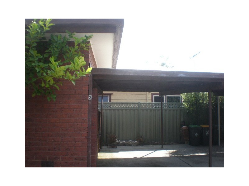 2/22 Balloan Street, Coburg VIC 3058