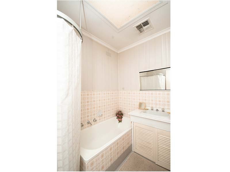 . Preston, Preston VIC 3072