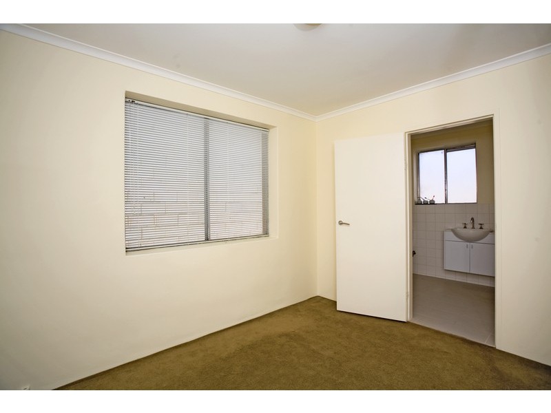 24/556 Moreland Road, Brunswick West VIC 3055