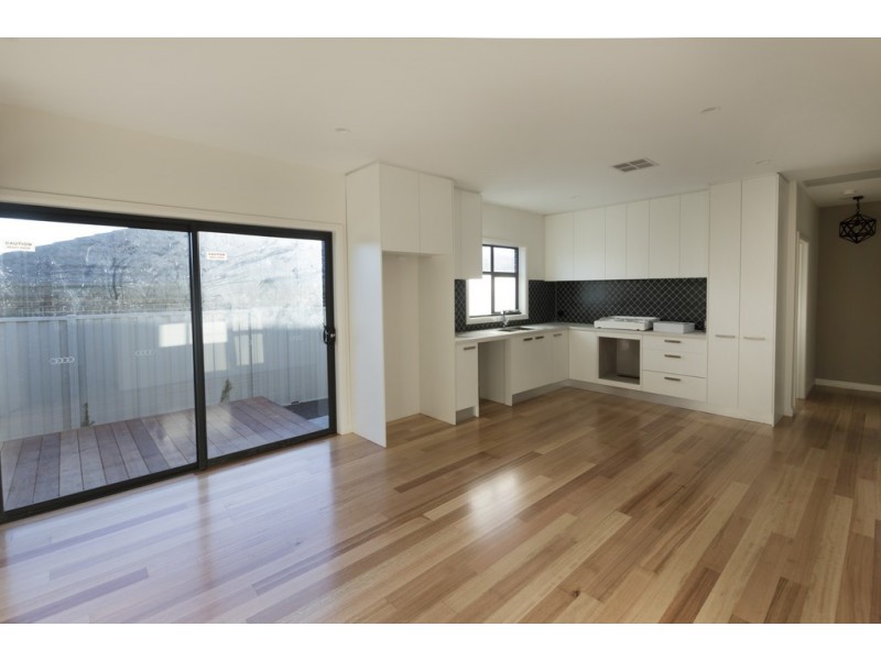 3/13 Rodney Avenue, Coburg VIC 3058