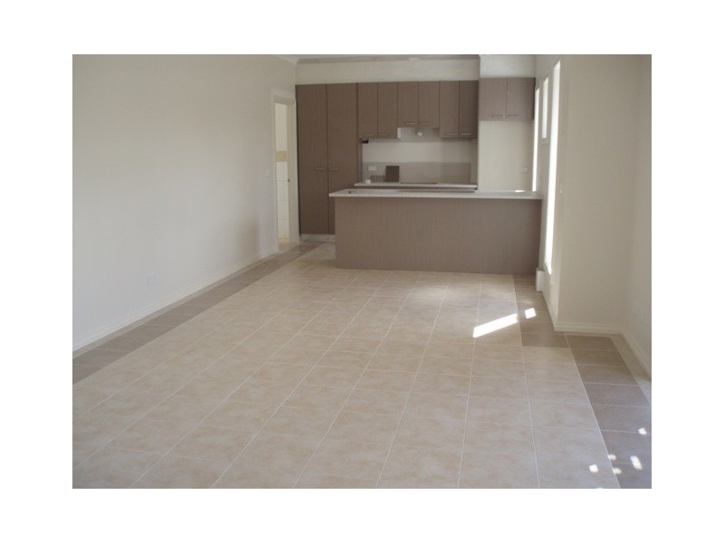 3/34 Lorenson Avenue, Coburg North VIC 3058