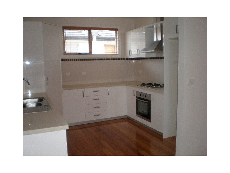 2/44 Victoria Street, Coburg VIC 3058