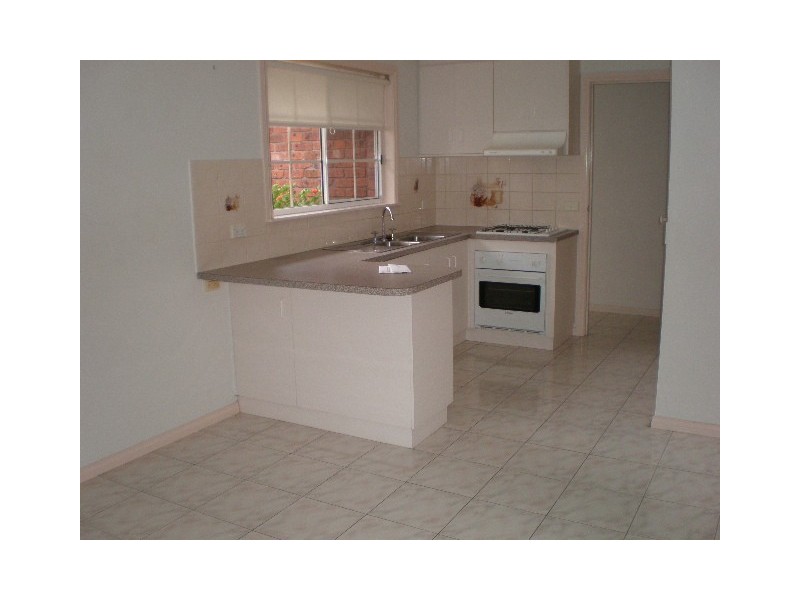 1/1 McCracken Avenue, Pascoe Vale VIC 3044