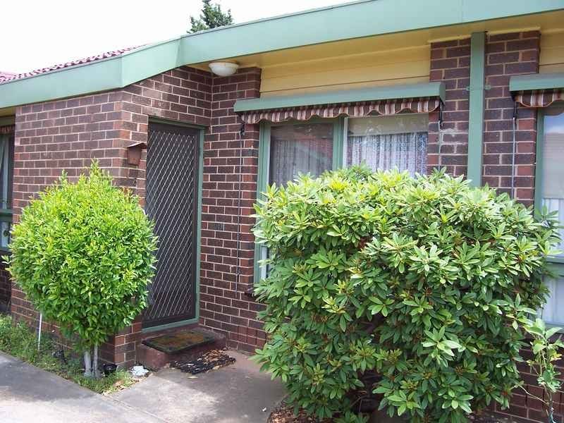 8/120 Moreland Road, Brunswick VIC 3056