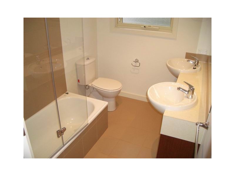 7 Princes Terrace, Pascoe Vale South VIC 3044