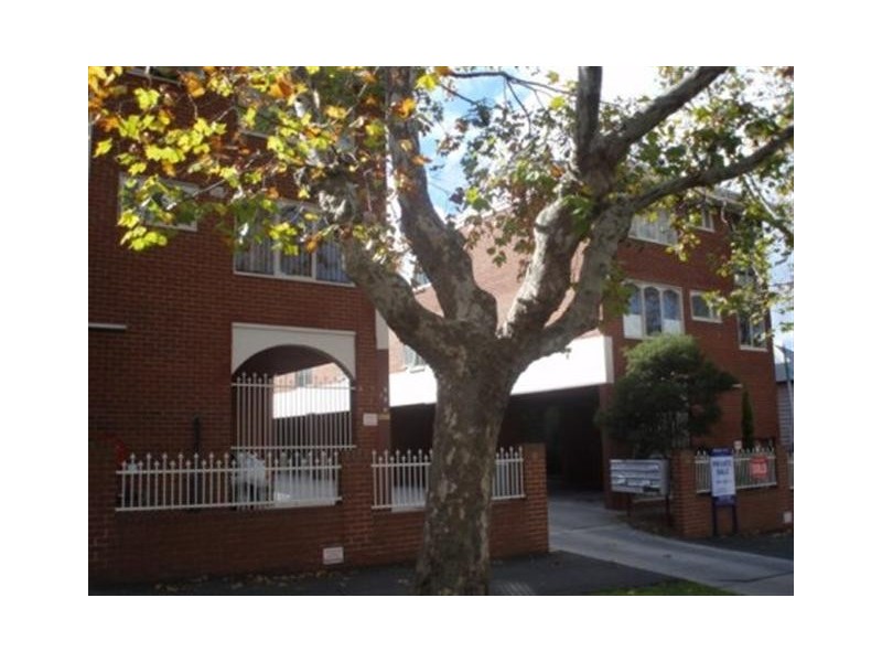 28/22-28 Canterbury Street, Flemington VIC 3031