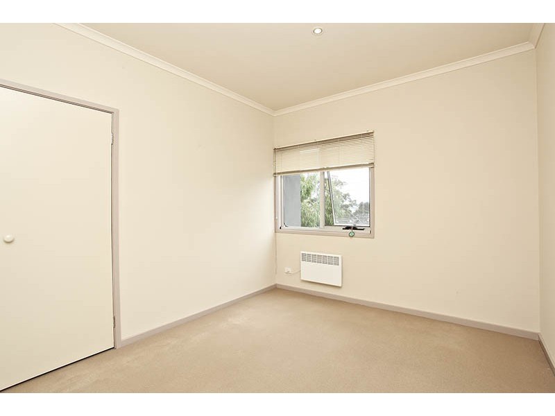 1/285 Bell Street, Preston VIC 3072