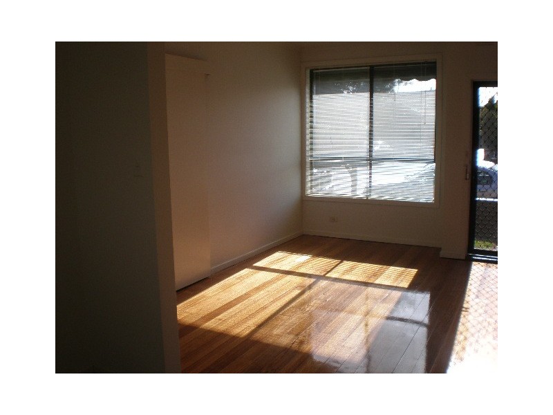 2/1 Foden Street, Brunswick VIC 3056