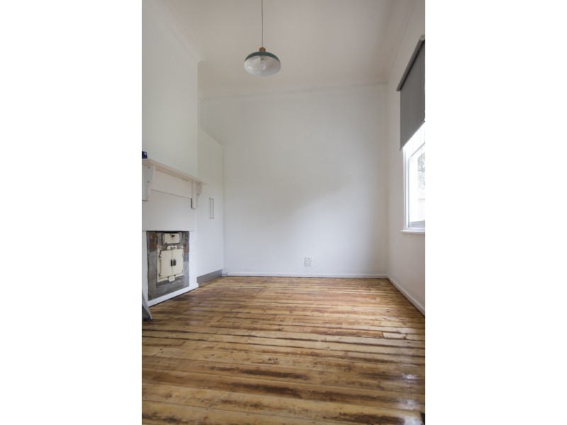 12 Rolls Street, Coburg VIC 3058