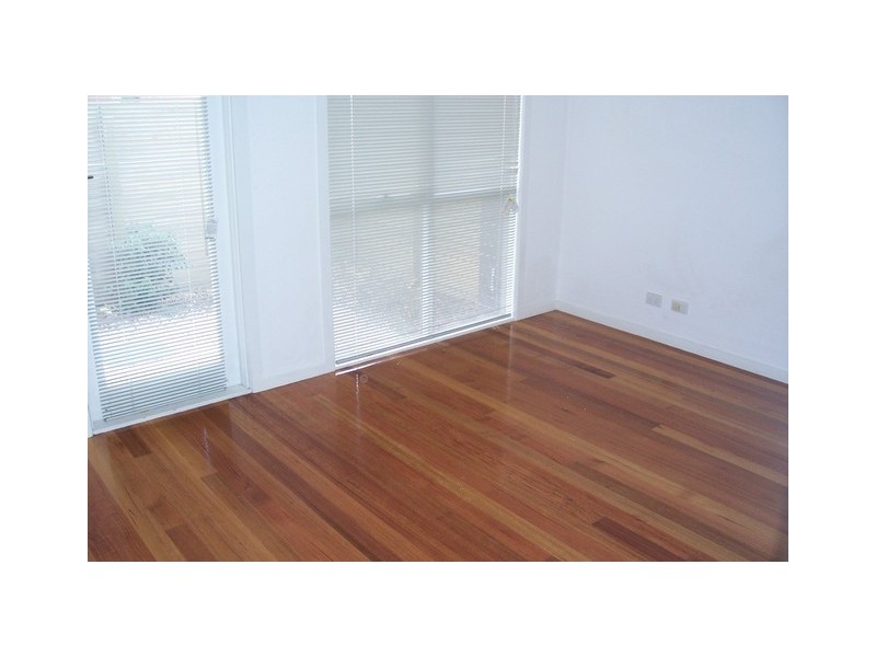 2/206 Reynard Street, Coburg VIC 3058