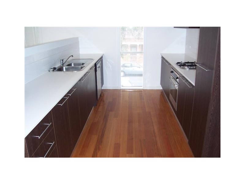 2/206 Reynard Street, Coburg VIC 3058