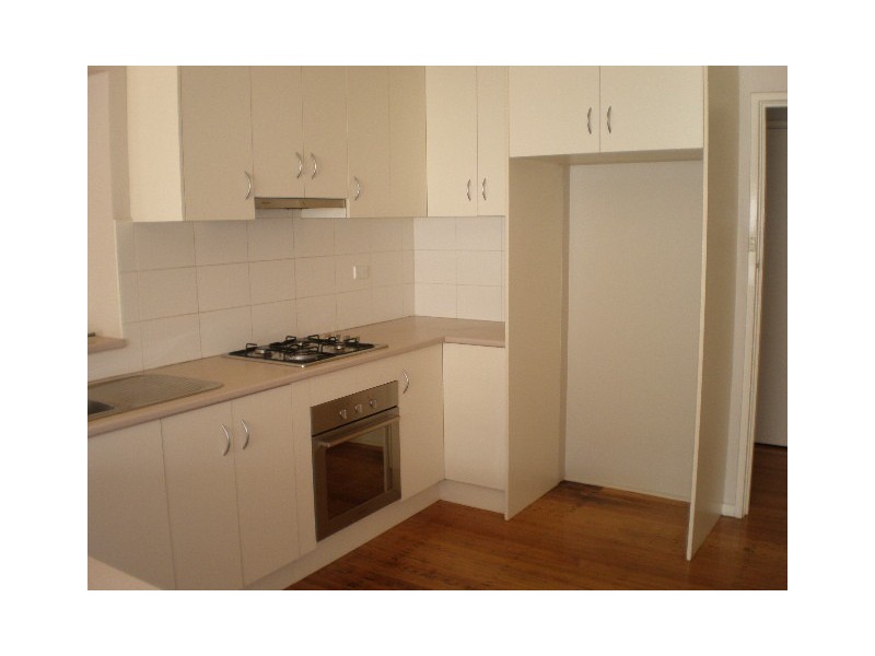 28 Orleans Road, Avondale Heights VIC 3034