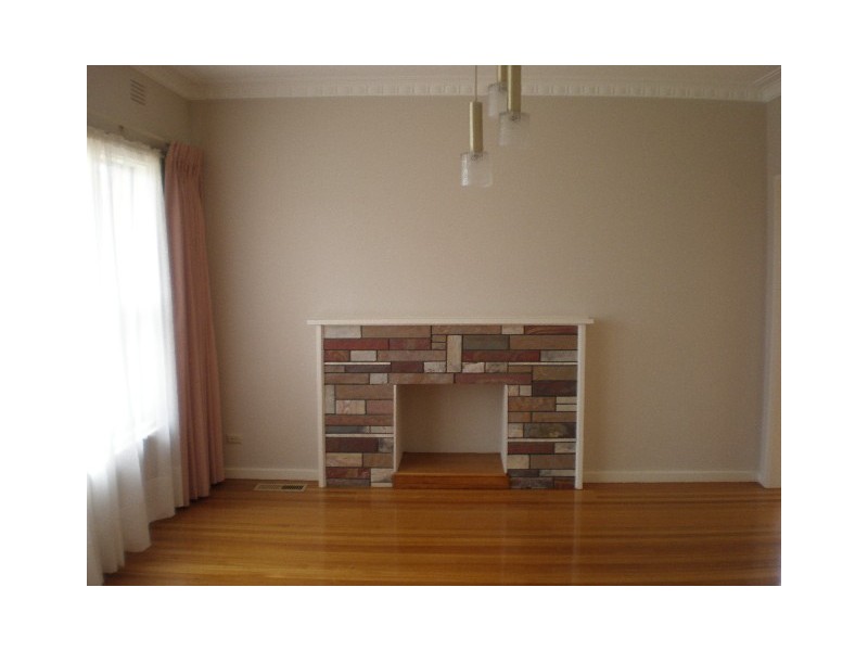 28 Orleans Road, Avondale Heights VIC 3034