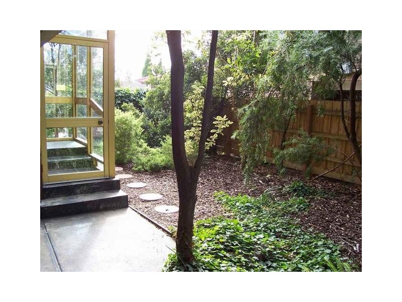 8/789 Park Street, Brunswick VIC 3056