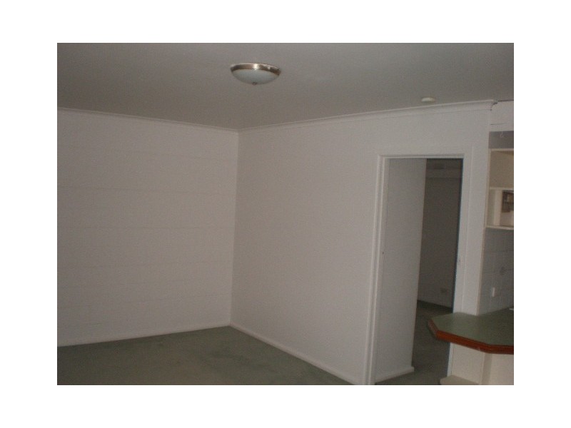 4/12 Separation Street, Fairfield VIC 3078