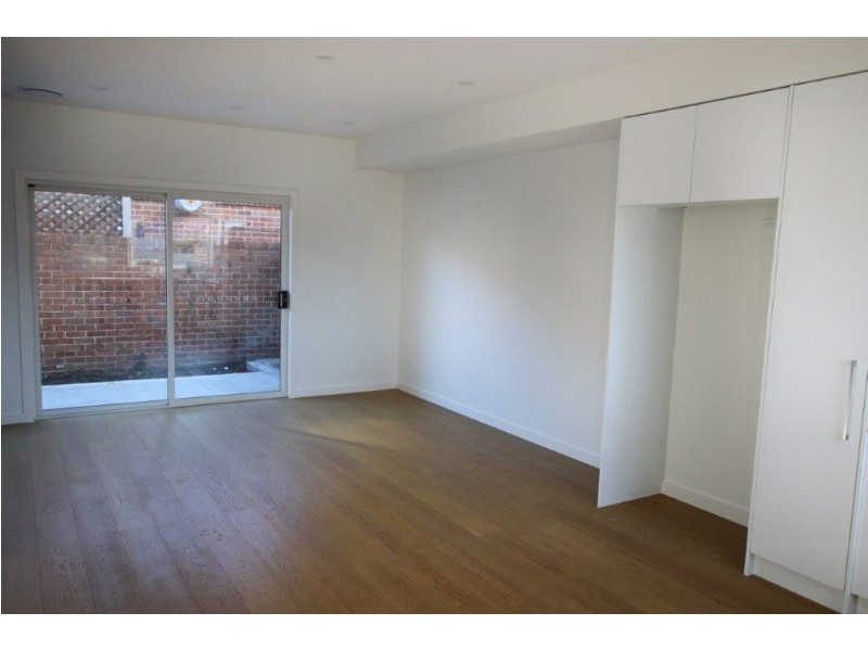 5 Myers Street, Pascoe Vale South VIC 3044