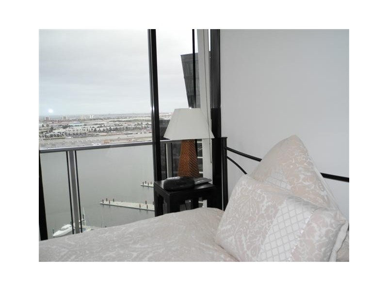 2002/20 Rakaia Way, Docklands VIC 3008