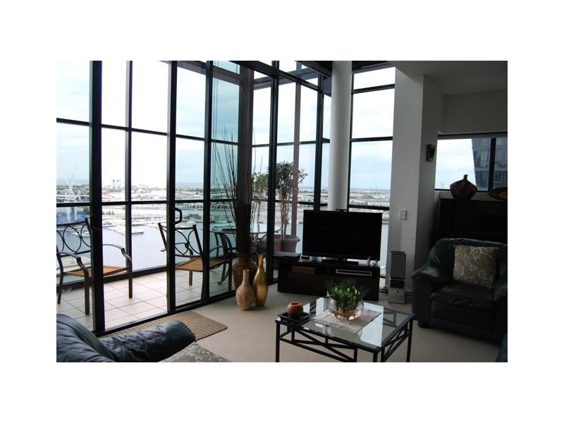 2002/20 Rakaia Way, Docklands VIC 3008