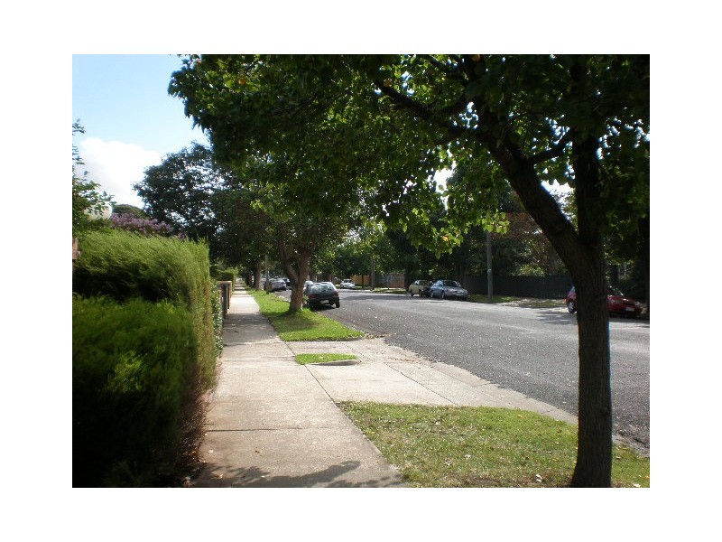 1/36 The Grove, Coburg VIC 3058