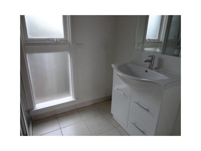 5/94  The Grove, Coburg VIC 3058