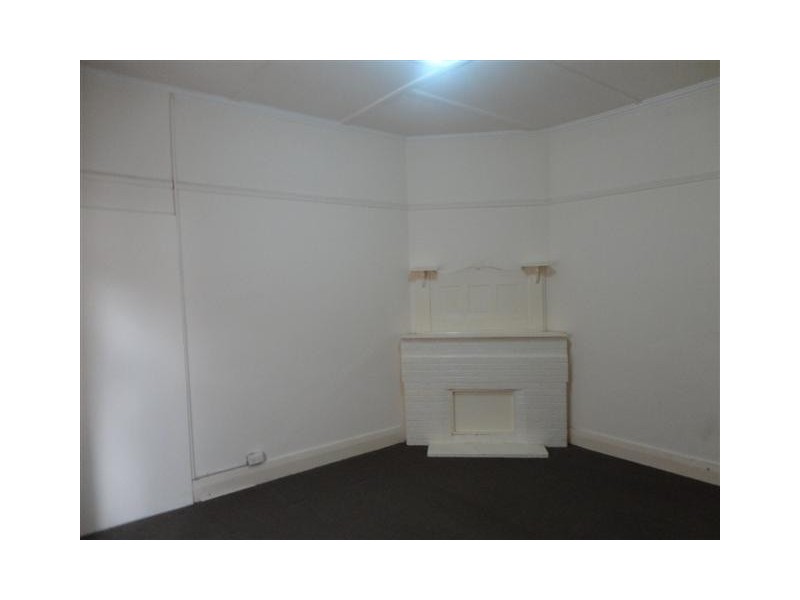 Rear 406 Bell Street, Pascoe Vale South VIC 3044