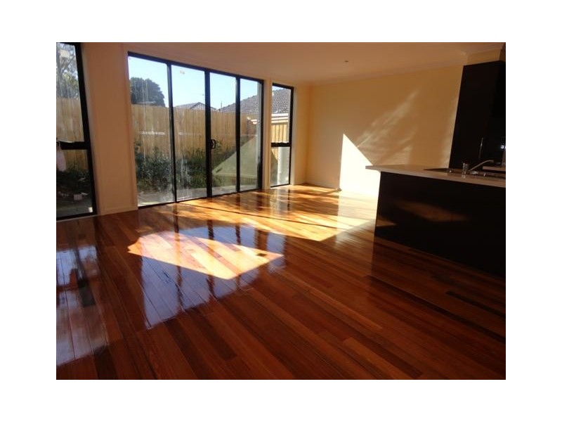 11/38 Geelong Road, Footscray VIC 3011