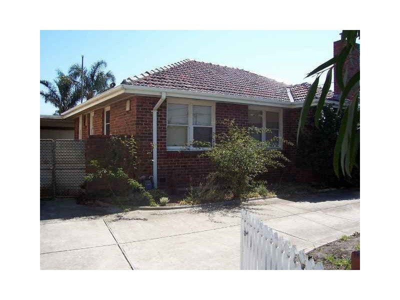 6 Ash Court, Glenroy VIC 3046