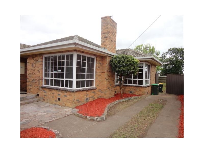 109 Loongana Avenue, Glenroy VIC 3046