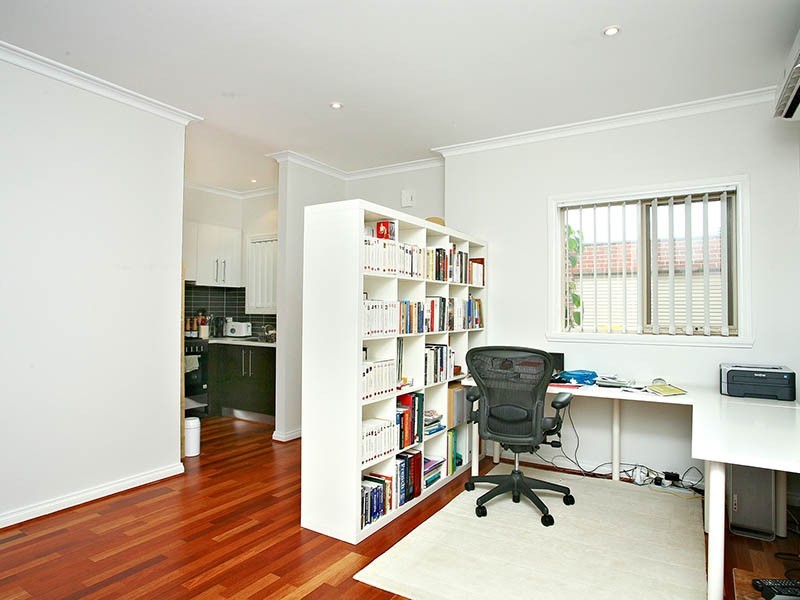 3/19  Haig Street, Reservoir VIC 3073