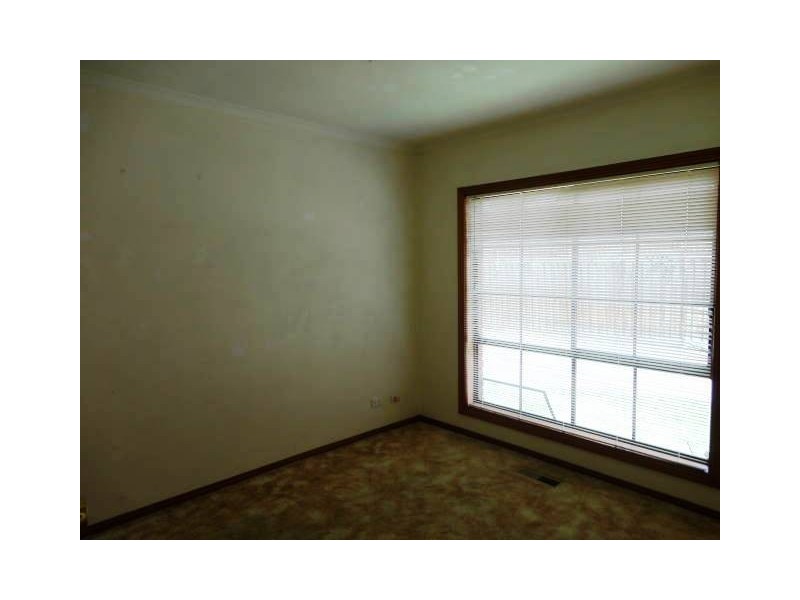 2/13 Furzer Street, Preston VIC 3072