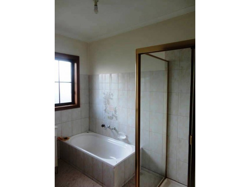 2/13 Furzer Street, Preston VIC 3072