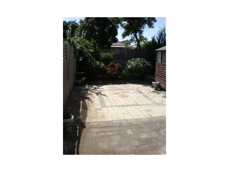 19a Clifton Grove, Coburg VIC 3058