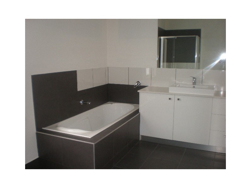 1/20 Beetham Parade, Rosanna VIC 3084