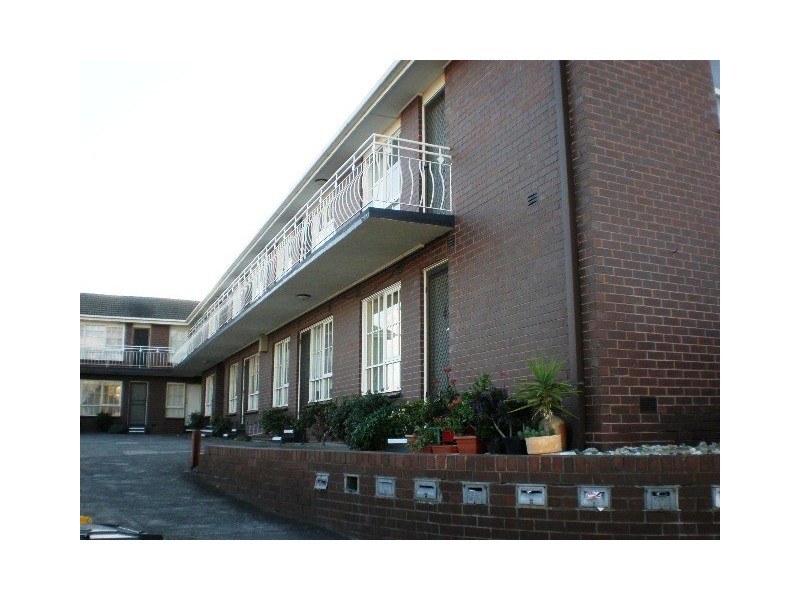 9/3 Guthrie Street, Brunswick West VIC 3055