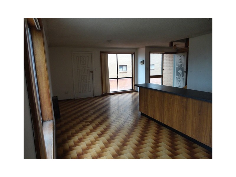 4/70 Loch Street, Coburg VIC 3058