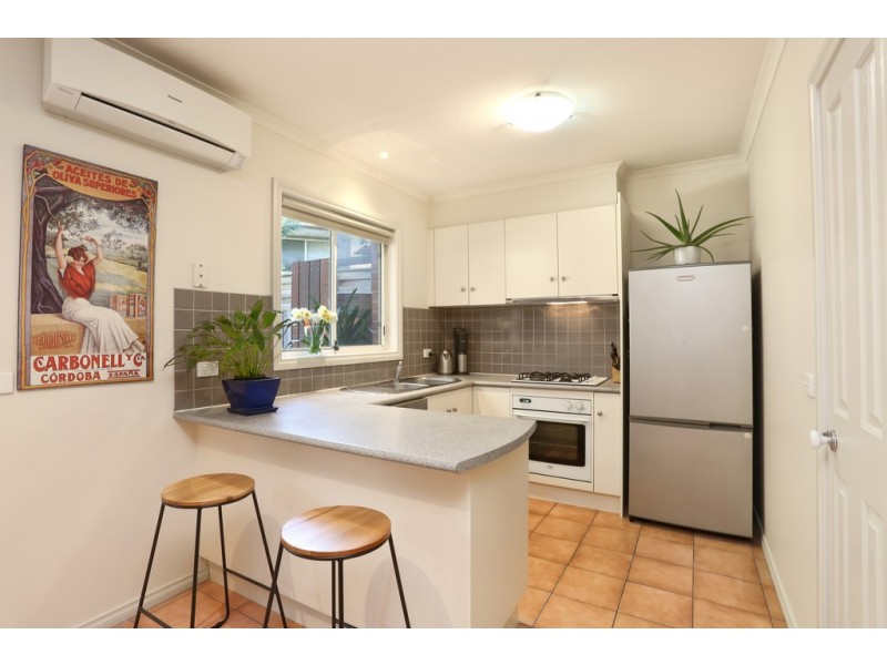 22 Farm Road, Coburg VIC 3058