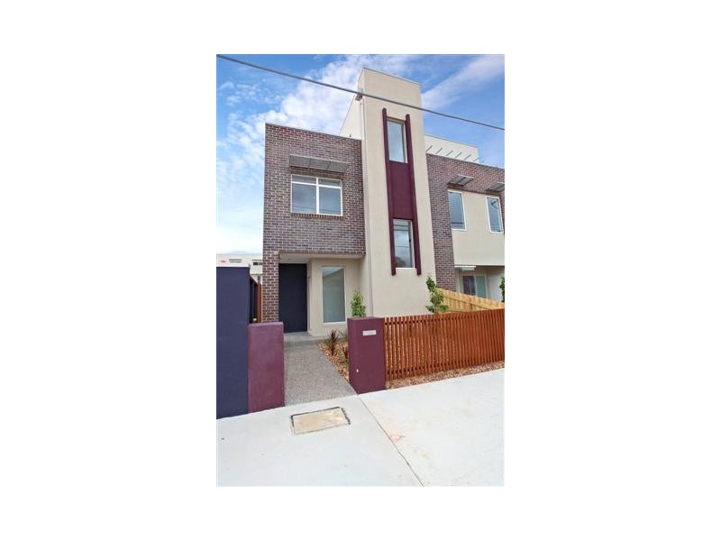 12/110-116 Moore Street, Coburg VIC 3058