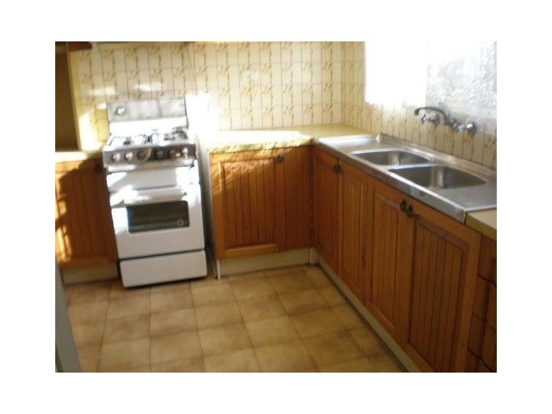 2/21 Princess Street, Fawkner VIC 3060