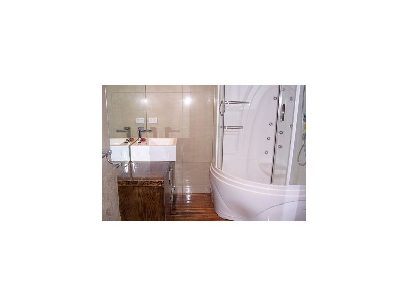 2 Muchell Grove, Coburg VIC 3058